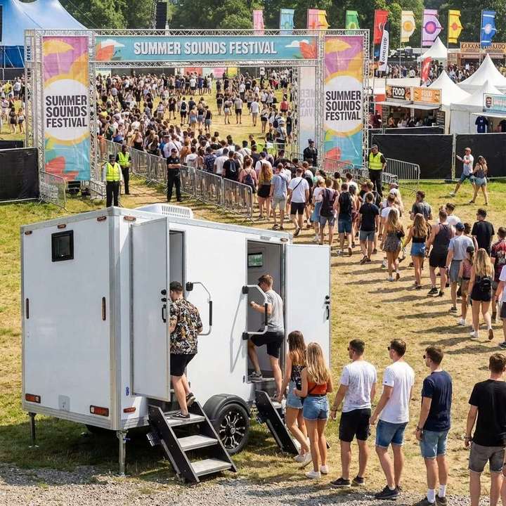 Robust Outdoor Mobile Restroom Trailer Portable Toilet with Anti-slip Floor for Public Parks and Camping Areas