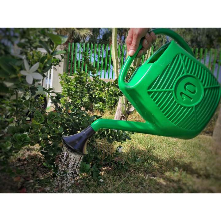 Ecoplast Plastic Watering Can 10L 800g for Gardening Plants and Flowers Easy to Use Durable Deformable