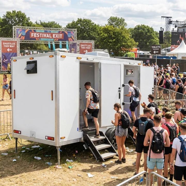 Robust Outdoor Mobile Restroom Trailer Portable Toilet with Anti-slip Floor for Public Parks and Camping Areas