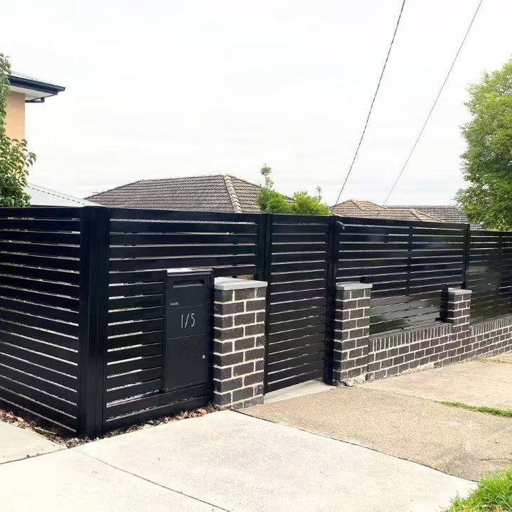 Eco-Friendly Laser Cut Aluminum Slat Garden Fence Screen Gate System Rodent Proof Waterproof 7 Feet Height Villa Outdoor Use