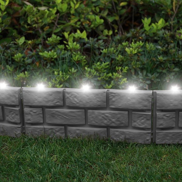 Lamp String Plastic Garden Fence Panels Colored Flower Plastic Fence Picket for European Standard Plastic Fence