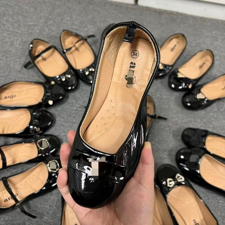 Children's Flat Shoes New Fashion Children's Leather Shoes Girls' Black School Shoes Mixed Design Wholesale