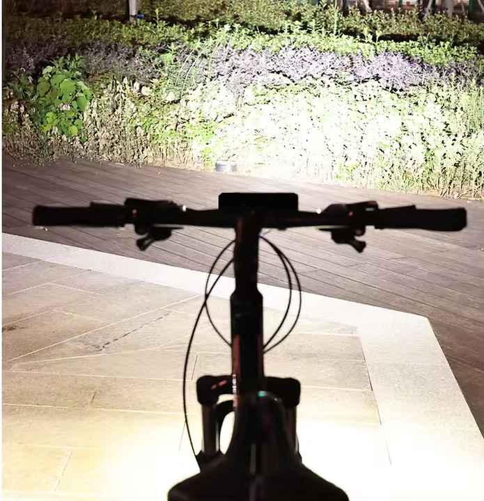 2026 New Bicycle LED Light 2600lm High Bright Night Bike Light USB Charging Outdoor Sports Mountain Bike Accessories
