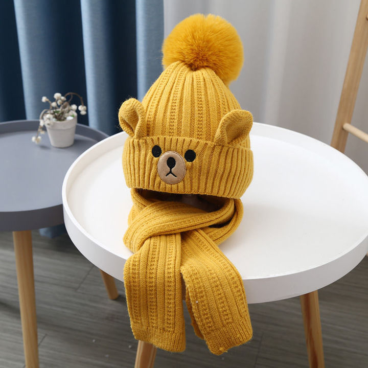 Best Sell Wholesale Winter Warm Little Bear Children's Acrylic Knitted Jacquard Hat Scarf With Fur Pom Pom for Children