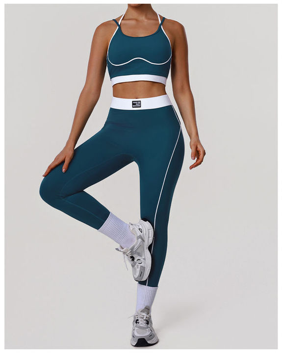 JY 2026 Custom logo Women Trend Yoga Sport Wear Clothes Sets Contrast Color Breathable Running Gym Activewear Fitness Outfits