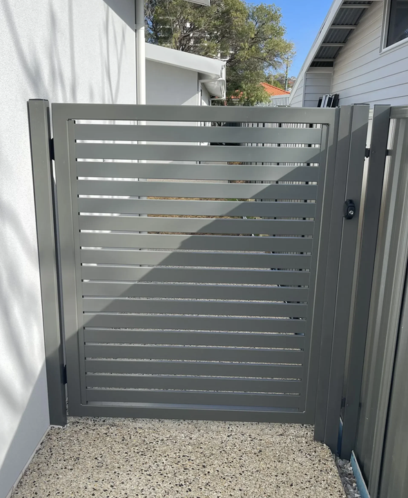 High Quality Aluminum Swing Gate Fence Heat Treated Wood with Metal Frame for House Main Driveway 3D Modeling Service
