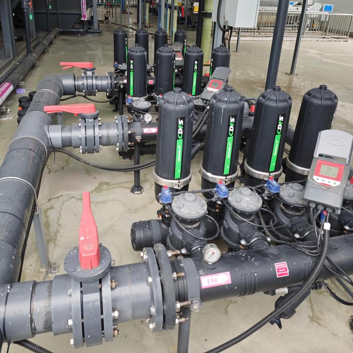 Customizable Automatic Farm Irrigation System with Remote Monitoring and Motor for Greenhouses and Fields