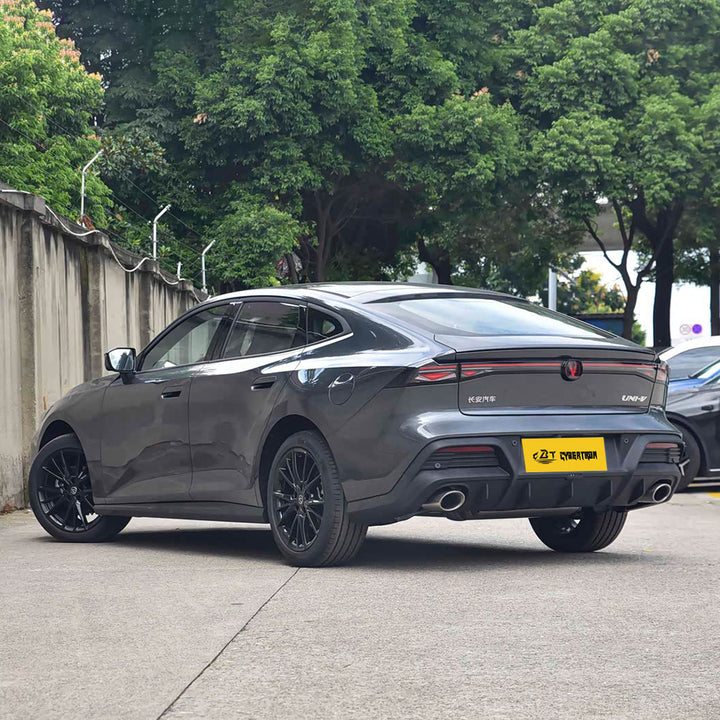 Changan UNI-V 2025 Third-generation 1.5T 500Bar Premium Gasoline 5-seater Hatchback 205KM/H High Speed Voiture Autos New Cars