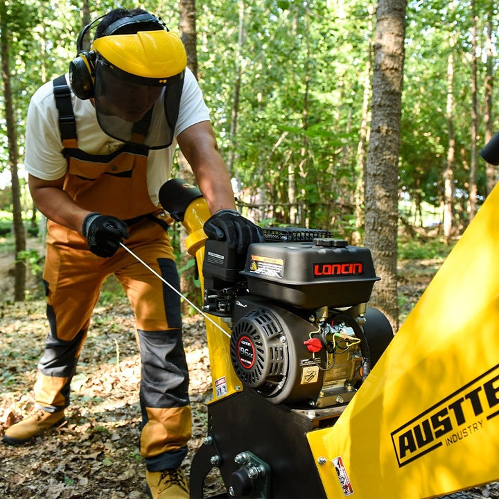 AUSTTER CE Approved Industrial Self-feed Petrol Gasoline Engine Mobile Small Shredder Wood Chipper