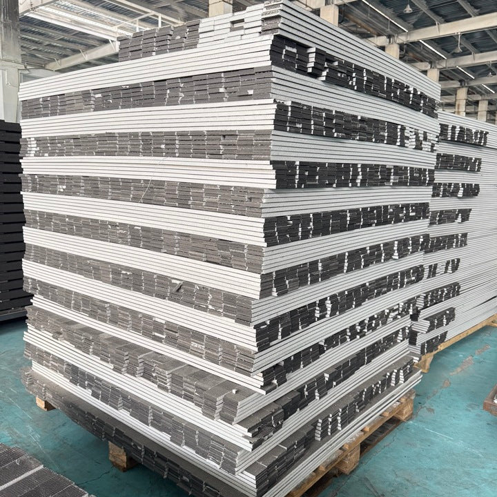 SZ Waterproof XPS Polymer Cement Insulation Building Board for Bathroom Wall Exterior Kitchen Applications Made of Polystyrene