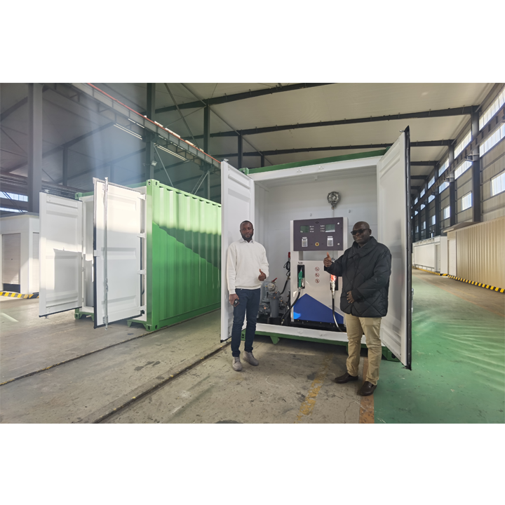 Skid Mobile Filling Station Container Petrol Station Fuel Tank With Dispenser 10-40cbm