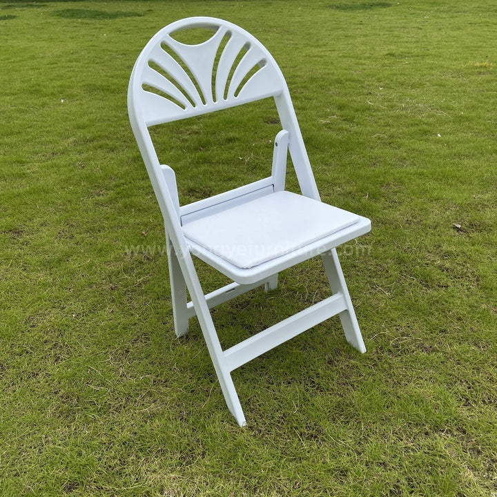 Garden Furniture Wedding Reception White Fan Back Folding Wimbledon Banquet Chairs Weddings Outdoor Dining for Events