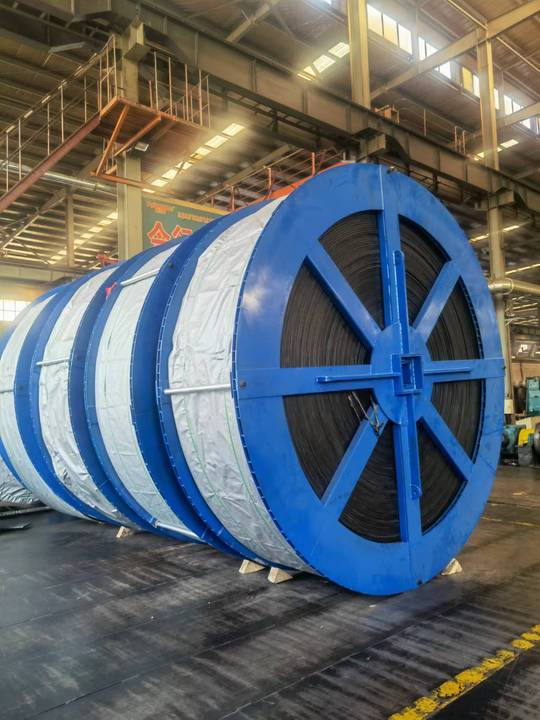Ep Steel Cord Rock Cleated Heat Resistant Chevron Industrial Rubber Conveyor Belt for Sand and Gravel Rock Stone Crusher