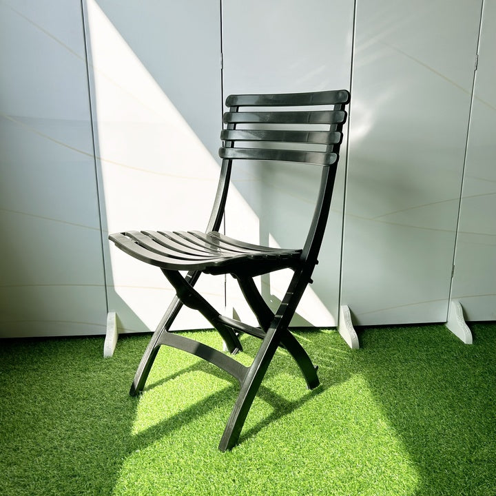 Wholesale Modern Portable Outdoor Furniture UV Protection Plastic Folding Garden Chairs Events Camping School Weddings