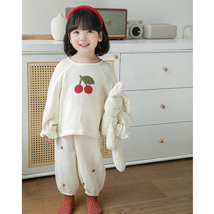 YOEHYAUL Wholesale Fall Kids Clothing 100% Cotton Baby Girls Clothes Homewear 2 Piece Outdoor Girls Clothing Sets