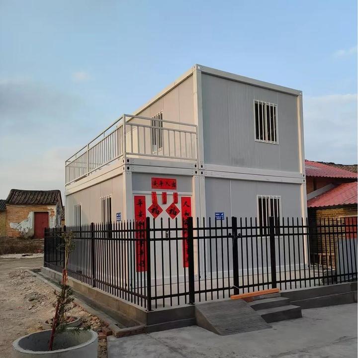 Ready-to-Use Prefab Home Fast-Installation Container House Detachable Design Quick Assembly Made Sandwich Panel Material Gym Use