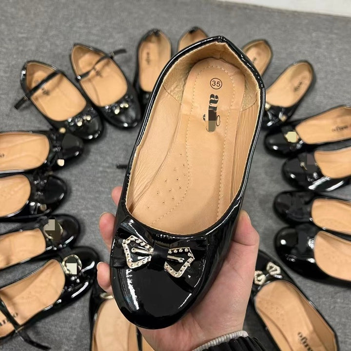 Children's Flat Shoes New Fashion Children's Leather Shoes Girls' Black School Shoes Mixed Design Wholesale