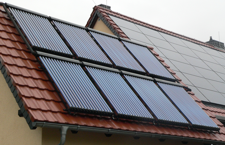 HANDA High Quality Outdoor and Garage Use Solar Water Heater System 100L 200L 300L Split Pressurized Evacuated Tube Type