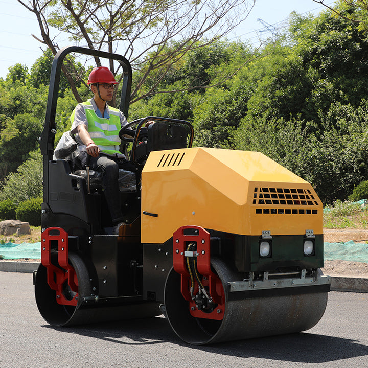 Plastic Compactor Machine 2 Ton Roller Compactor Diesel Engine Road Roller