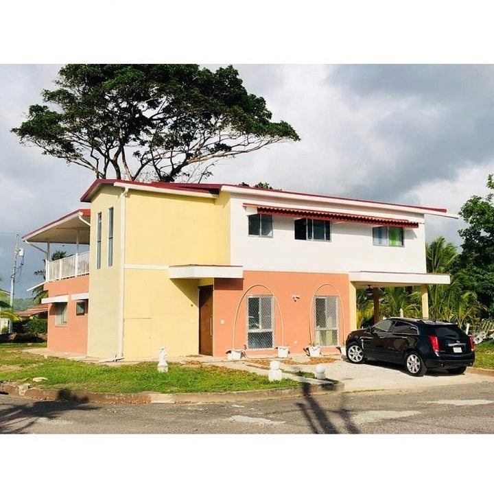 2025 New Tech European Style Prefab House European Style Precast Concrete Sandwich Panels Building