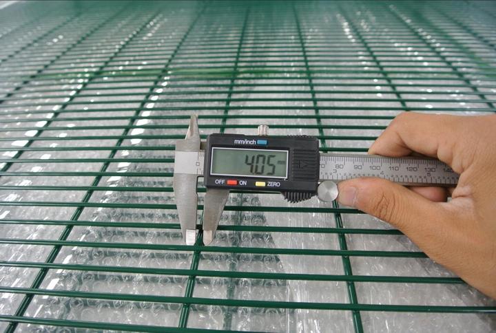 High Security Anti Climb Clear View 358 Wire Mesh Fence Panels Sunshade Net Wall Fence