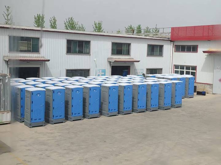 Mobile HDPE Composting Portable Toilets Prefabricated Cabin WCs for Construction Movable Chemical Toilets for Sale