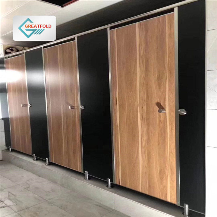 Efficiently Installed and Adjusted Plastic Toilet Cubicles for School and Bathroom Facilitating Future Modifications