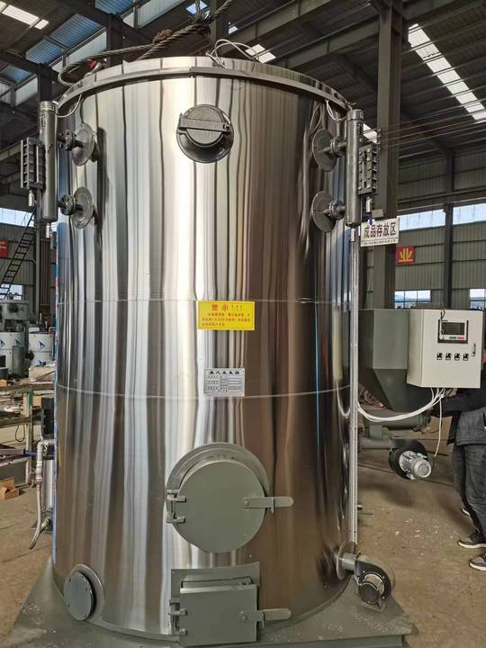 Low Price Low Pressure 200kg-2000kg Capacity Automatic Vertical Fire Tube Industrial Biomass Steam Boiler