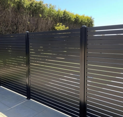 Modern Residential DIY Aluminum Slat Fence Panels Black Metal Alloy Trellis Gates Heat Rail Fence Hardware for Yard Border