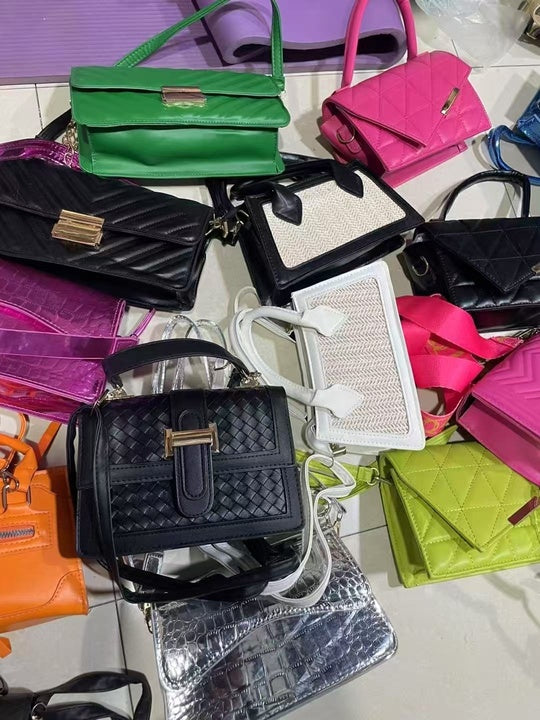 Fashion Simple Bag Female Spring New Fashion Single Shoulder Crossbody Bag Simple Small square Bag Mixed Wholesale