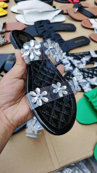 African Big Size41-44 Women's Flat Slippers Summer Fashion Comfortable Sandals Cheap Stock Shoes Mixed Wholesale