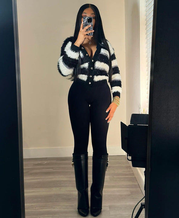 Trendy Winter Women' Crop Sweaters Stripes Button Knitted Cardigan Knit Street Wear Casual Women Warm Sweater Top Fashionable