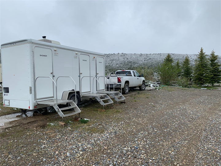 Movable Luxury Customized Used Outdoor Prefab Mobile Portable Restroom Trailer Toilet VIP With Shower Toilet Function