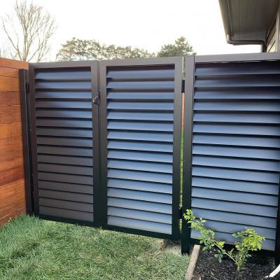 Modern Yard Steel Vertical Louver Style Ventilated Privacy Fence Panel for Decks