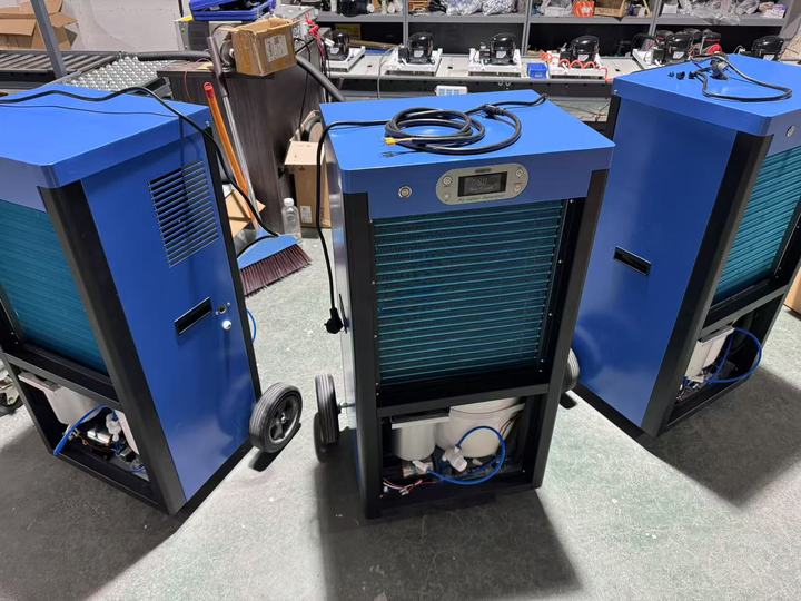 2025 New Eco-Friendly 80L Portable Solar Water Air Generator Low-Cost Electric for Outdoor Use Household Industrial Bottom Load