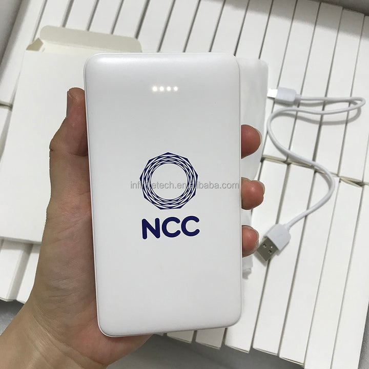 Custom Logo Credit Card Powerbank 5000mAh 10000mAh Li Polymer Portable OEM Flat Ultra Slim Thin Power Bank for iPhone